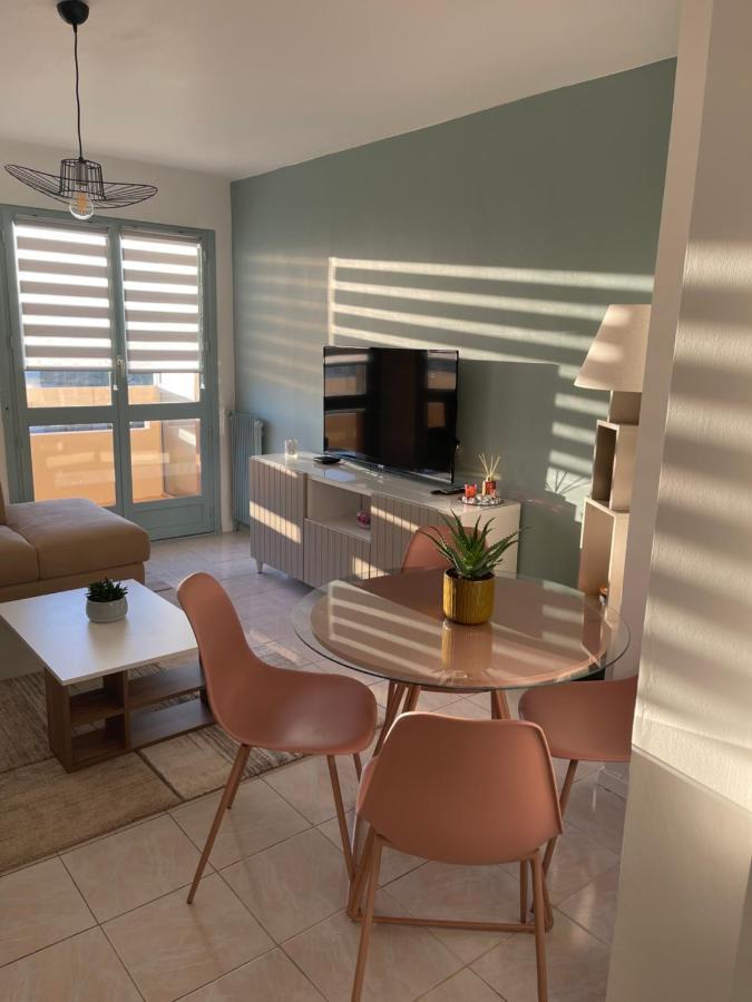 Frejus Plage - 50M2 Au Calme, Tout A Pieds Ngoại thất bức ảnh