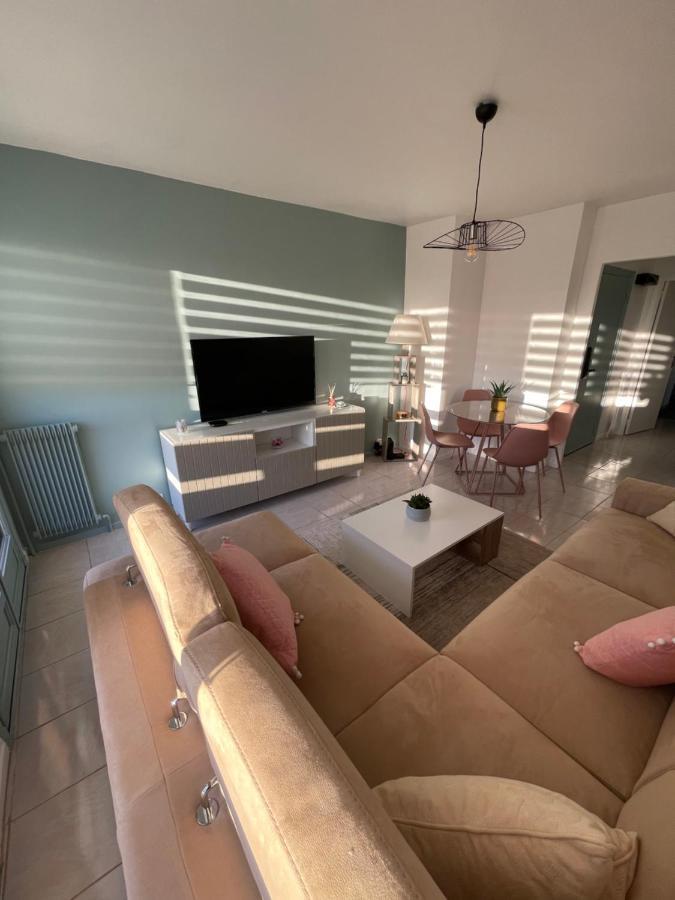 Frejus Plage - 50M2 Au Calme, Tout A Pieds Ngoại thất bức ảnh
